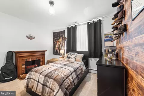 Bedroom - 8011 Shore Rd, Sparrows Point, MD 21219 photo 2 of 13