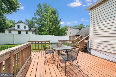 Exterior - 8011 Shore Rd, Sparrows Point, MD 21219 photo 3 of 7