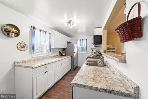 Kitchen - 8011 Shore Rd, Sparrows Point, MD 21219 photo 1 of 2