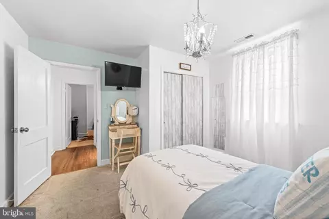 Bedroom - 8011 Shore Rd, Sparrows Point, MD 21219 photo 8 of 13