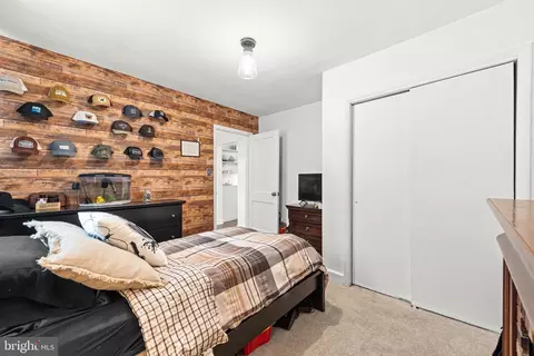 Bedroom - 8011 Shore Rd, Sparrows Point, MD 21219 photo 5 of 13