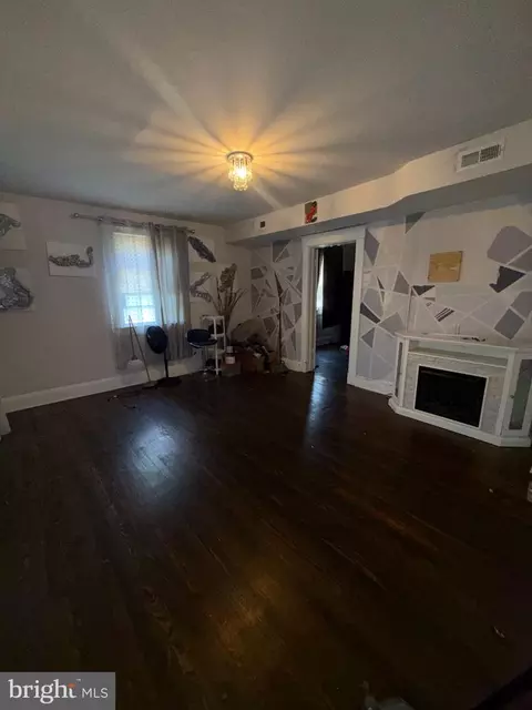 Entry Way - 201 Henry Ave, Nottingham, MD 21236 photo 1 of 6