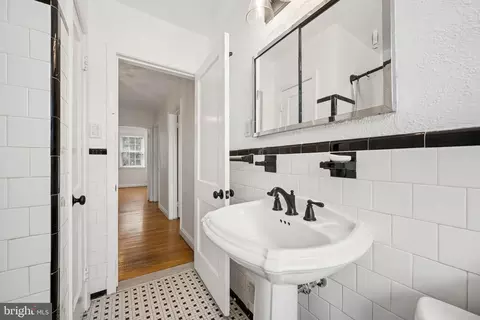 Other - 201 Brandon Rd, Baltimore, MD 21212 photo 6 of 10