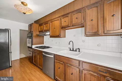 Kitchen - 201 Brandon Rd, Baltimore, MD 21212 photo 3 of 3