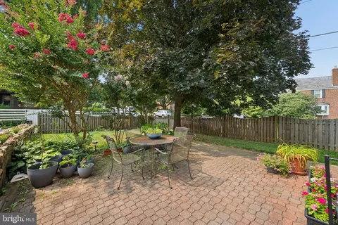 Exterior - 201 Brandon Rd, Baltimore, MD 21212 photo 7 of 11