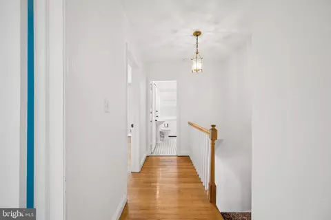 Entry Way - 201 Brandon Rd, Baltimore, MD 21212 photo 3 of 3