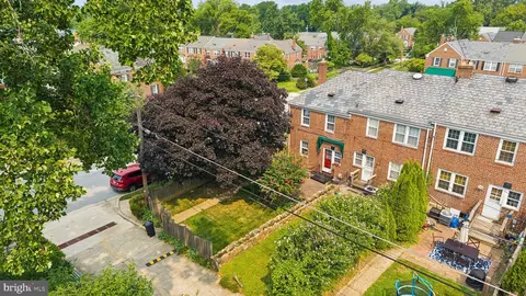 View/Area - 201 Brandon Rd, Baltimore, MD 21212 photo 2 of 6