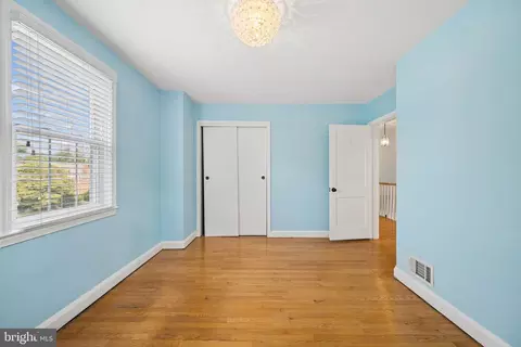 Bedroom - 201 Brandon Rd, Baltimore, MD 21212 photo 3 of 5
