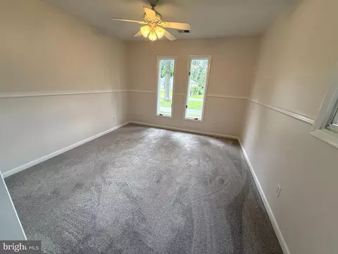 Bedroom - 1418 Spring Ave, Rosedale, MD 21237 photo 4 of 8