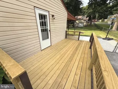 Exterior - 1418 Spring Ave, Rosedale, MD 21237 photo 2 of 9
