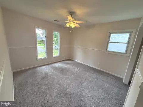 Bedroom - 1418 Spring Ave, Rosedale, MD 21237 photo 3 of 8