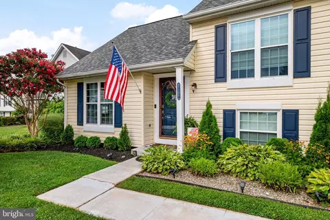 Exterior - 8 Eva Ct, Middle River, MD 21220 photo 4 of 8