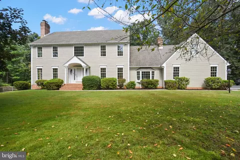 37 Bee Tree Mill Ct, Parkton, MD 21120