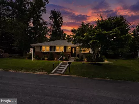 1813 Rushley Rd, Parkville, MD 21234