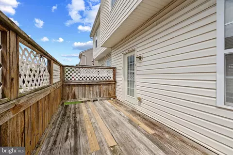 Exterior - 874 Lowe Rd, Middle River, MD 21220 photo 3 of 4