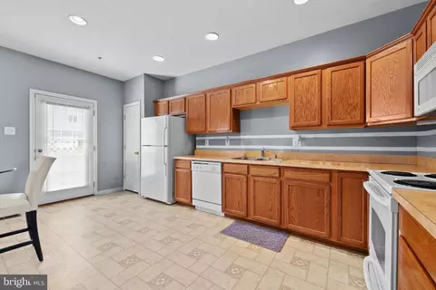 Kitchen - 874 Lowe Rd, Middle River, MD 21220 photo 2 of 2