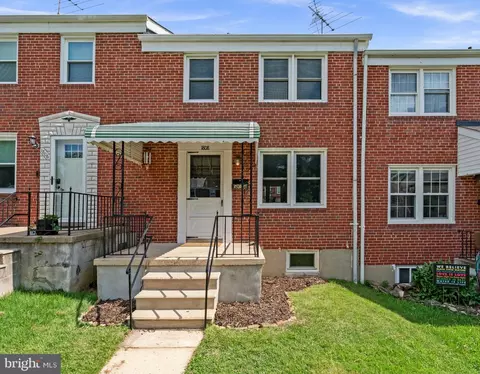 1808 Darrich Dr, Parkville, MD 21234
