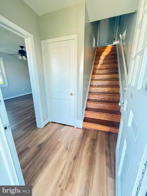 Entry Way - 2980 Cornwall Rd, Dundalk, MD 21222 photo 1 of 6
