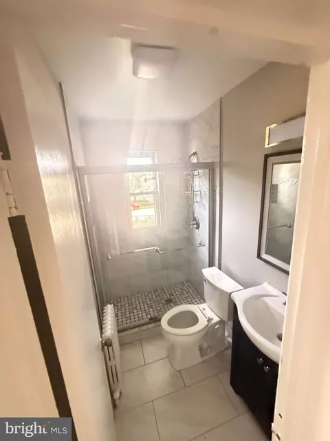 Bath - 2980 Cornwall Rd, Dundalk, MD 21222 photo 1 of 2