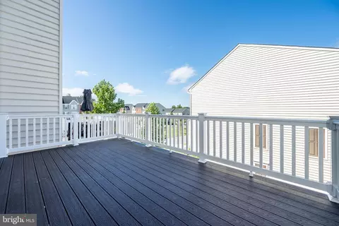 Exterior - 1816 Wind Gate Rd, Baltimore, MD 21227 photo 3 of 5
