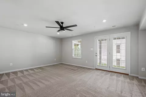 Living - 1816 Wind Gate Rd, Baltimore, MD 21227 photo 3 of 4