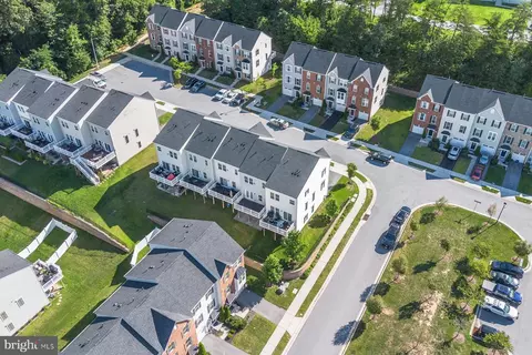 View/Area - 1816 Wind Gate Rd, Baltimore, MD 21227 photo 8 of 18