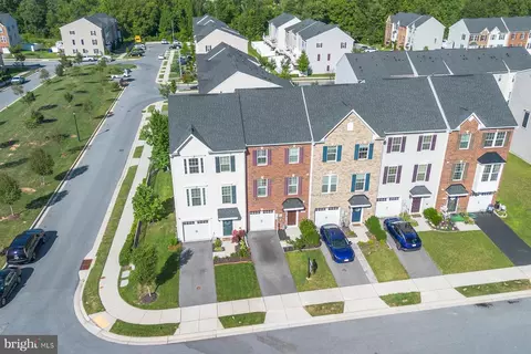 View/Area - 1816 Wind Gate Rd, Baltimore, MD 21227 photo 4 of 18