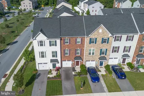 View/Area - 1816 Wind Gate Rd, Baltimore, MD 21227 photo 2 of 18