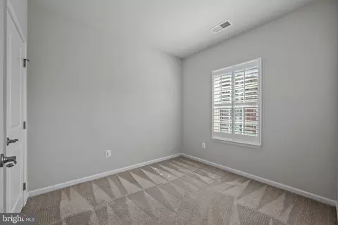 Bedroom - 1816 Wind Gate Rd, Baltimore, MD 21227 photo 2 of 3