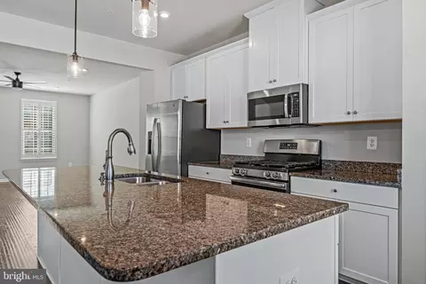 Kitchen - 1816 Wind Gate Rd, Baltimore, MD 21227 photo 1 of 2