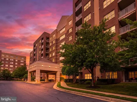 12240 Roundwood Rd #203, Lutherville Timonium, MD 21093