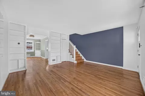 Living - 5519 Highridge St, Halethorpe, MD 21227 photo 6 of 9