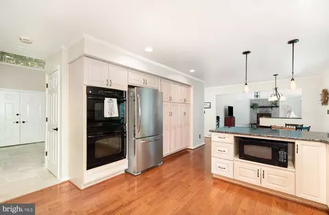 Kitchen - 2736 Paper Mill Rd, Phoenix, MD 21131 photo 2 of 4