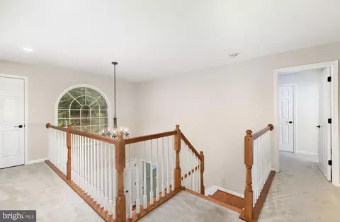Entry Way - 2736 Paper Mill Rd, Phoenix, MD 21131 photo 2 of 3