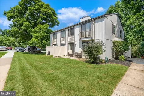 21 Eastford Ct #21, Parkville, MD 21234