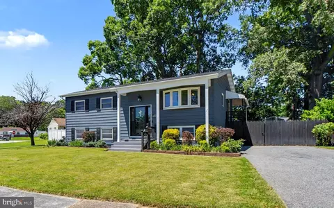 3702 Hurlock Rd, Middle River, MD 21220 photo 2