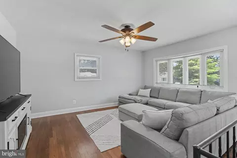 3702 Hurlock Rd, Middle River, MD 21220 photo 6