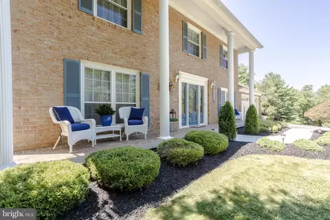 Exterior - 18710 Falls Rd, Hampstead, MD 21074 photo 5 of 11