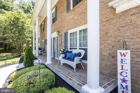 Exterior - 18710 Falls Rd, Hampstead, MD 21074 photo 2 of 11