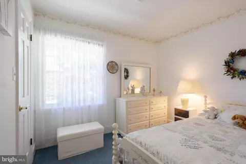 Bedroom - 18710 Falls Rd, Hampstead, MD 21074 photo 3 of 3