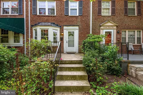 Exterior - 7025 Heathfield Rd, Baltimore, MD 21212 photo 1 of 4