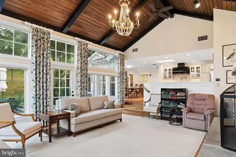 Living - 4313 Mount Zion Rd, Upperco, MD 21155 photo 2 of 4