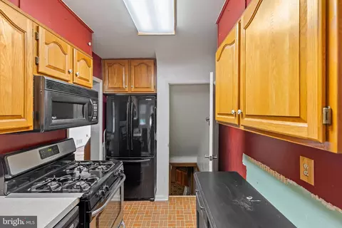 Kitchen - 5556 Dolores Ave, Halethorpe, MD 21227 photo 2 of 2