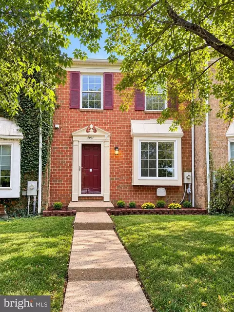 8 Carters Rock, Catonsville, MD 21228