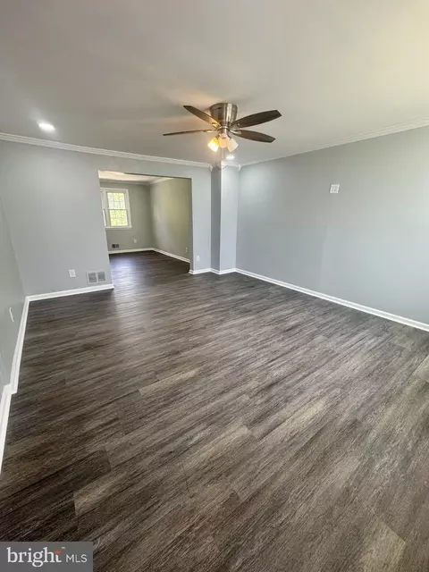 Living - 5626 Whitby Rd, Baltimore, MD 21206 photo 3 of 4