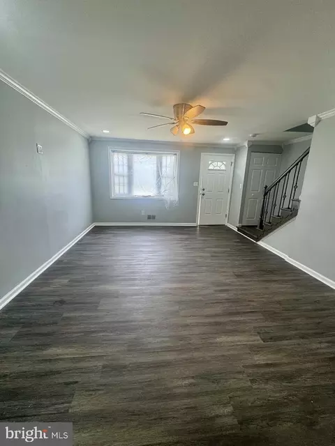 Living - 5626 Whitby Rd, Baltimore, MD 21206 photo 2 of 4