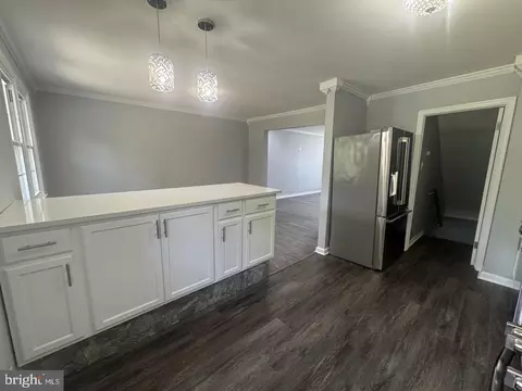 Kitchen - 5626 Whitby Rd, Baltimore, MD 21206 photo 5 of 6