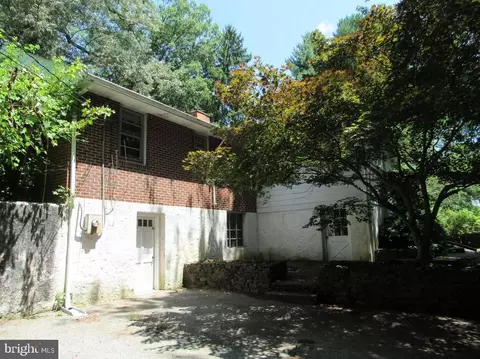 Exterior - 1024 Gladway Rd, Middle River, MD 21220 photo 2 of 2