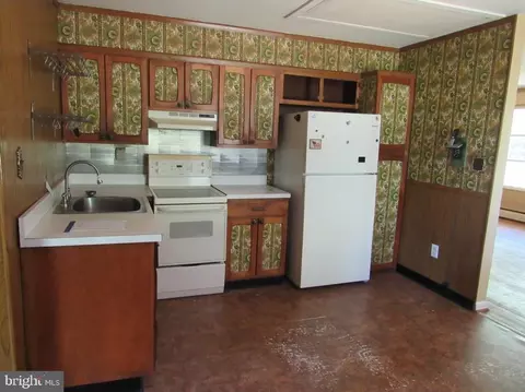 Kitchen - 1024 Gladway Rd, Middle River, MD 21220 photo 1 of 1