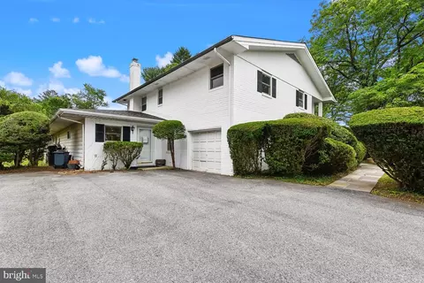 7933 Stevenson Rd, Pikesville, MD 21208